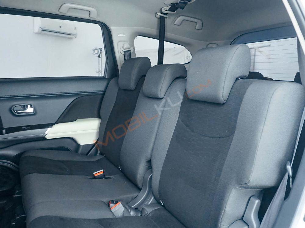 Mobil Toyota Rush 2023