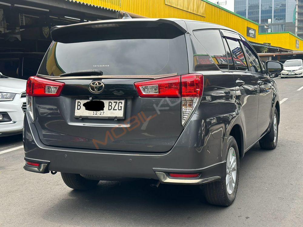 Mobil Toyota Kijang Innova 2017