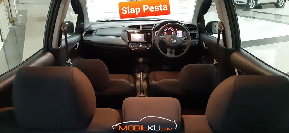Mobil Honda Mobilio 2017