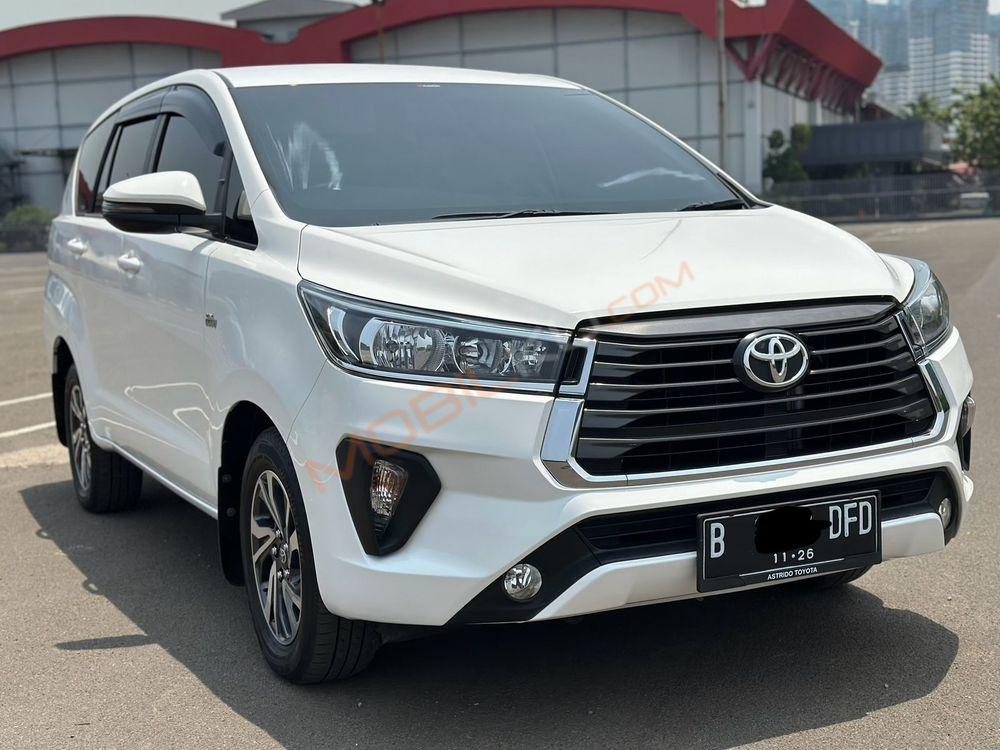 Mobil Toyota Kijang Innova 2021