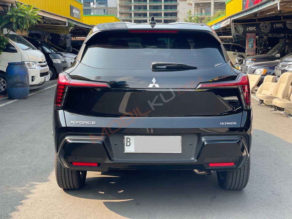 Mobil Mitsubishi Xforce 2024