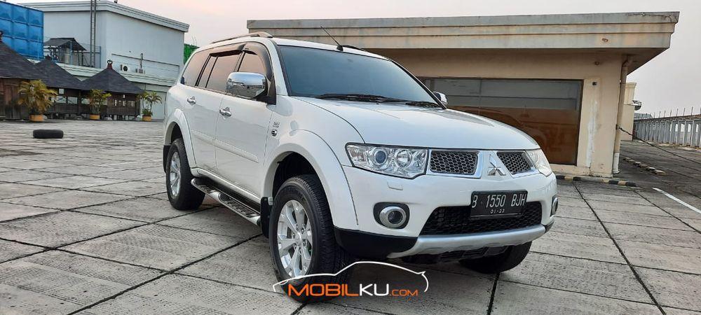 Mobil Mitsubishi Pajero Sport 2012