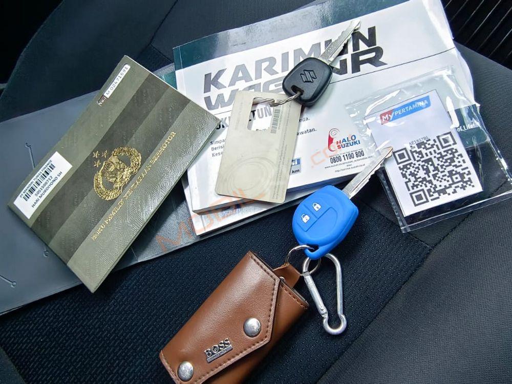 Mobil Suzuki Karimun Wagon R 2015