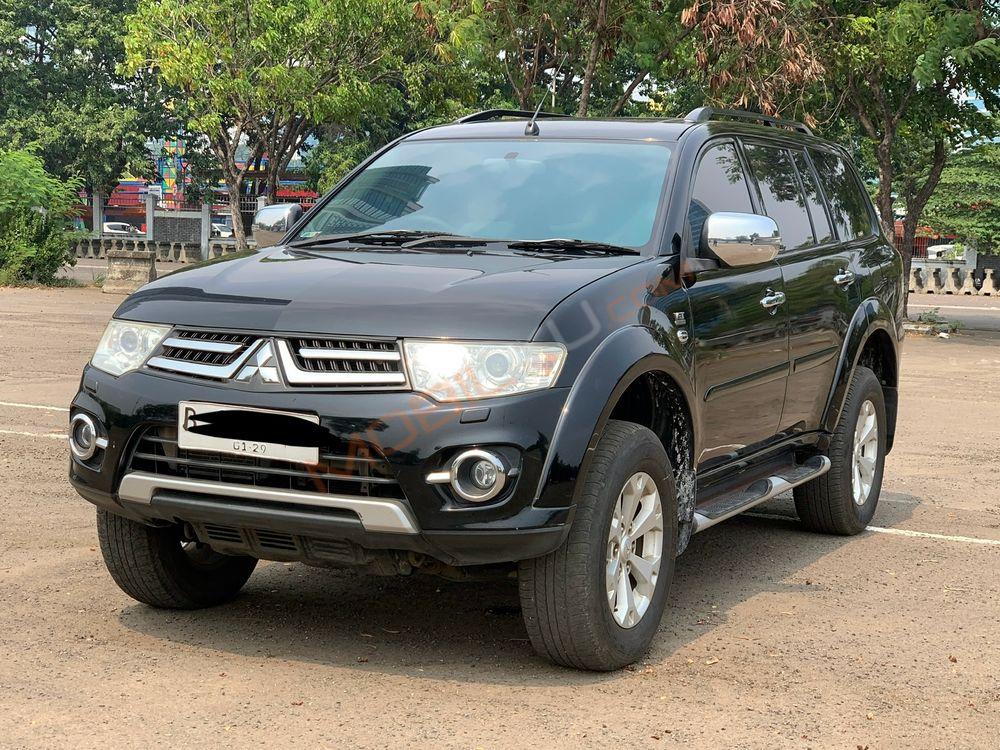 Mobil Mitsubishi Pajero Sport 2013