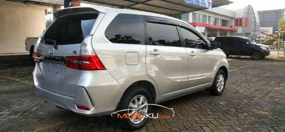 Mobil Toyota Avanza 2018