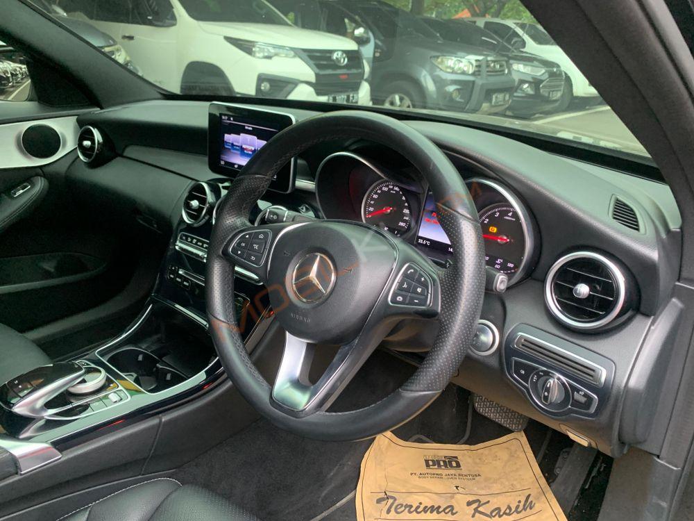 Mobil Mercedes-Benz C-Class 2018