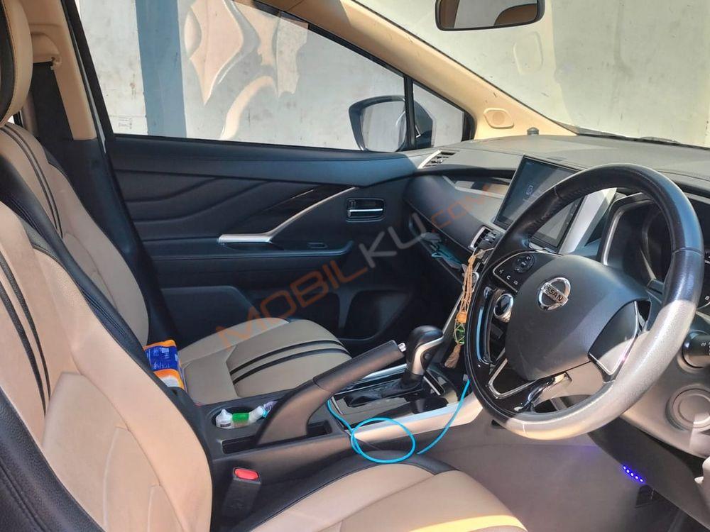 Mobil Nissan Livina 2019