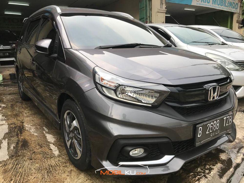Mobil Honda Mobilio 2017