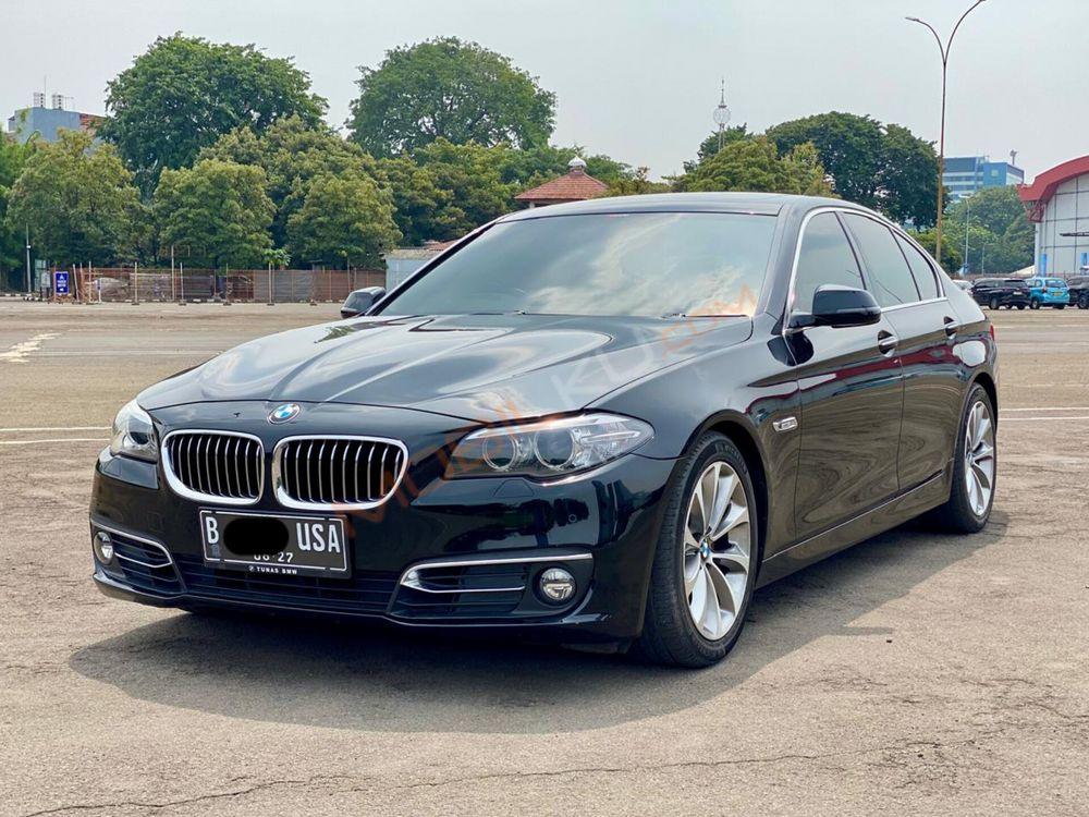 Mobil BMW 5 Series 2016