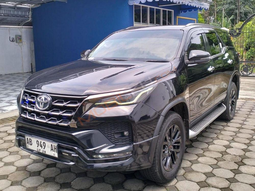 Mobil Toyota Fortuner 2018