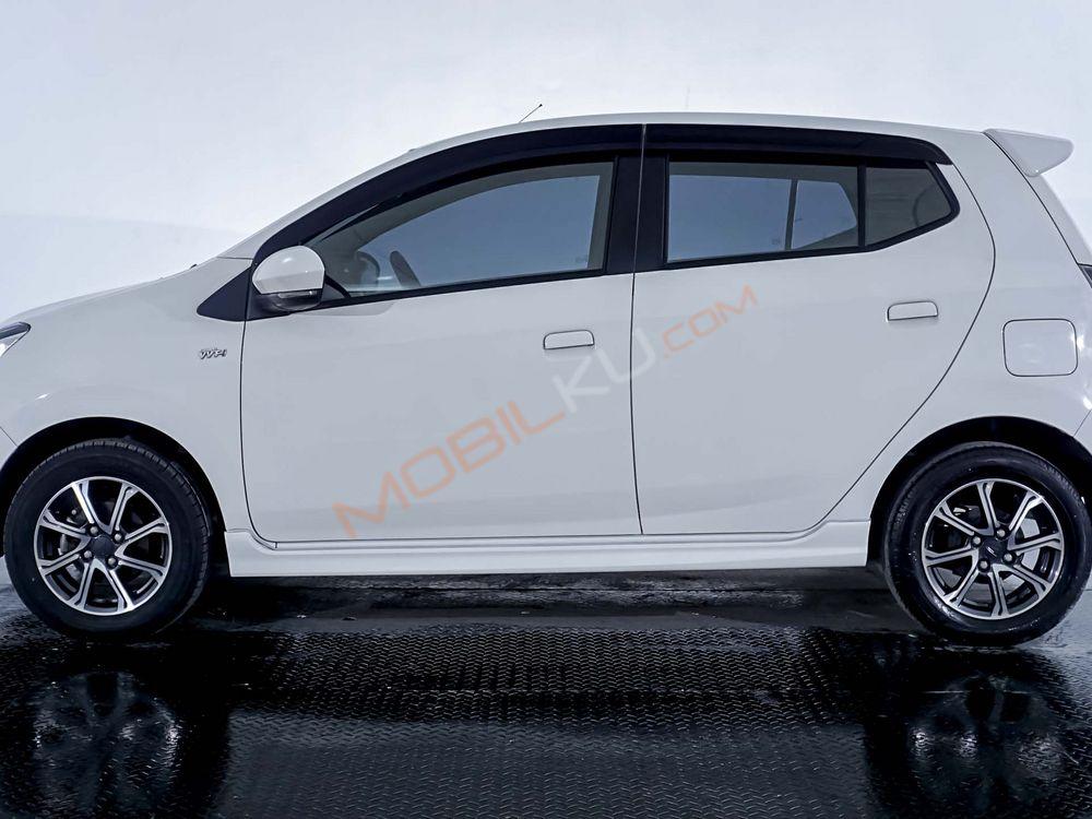 Mobil Daihatsu Ayla 2021