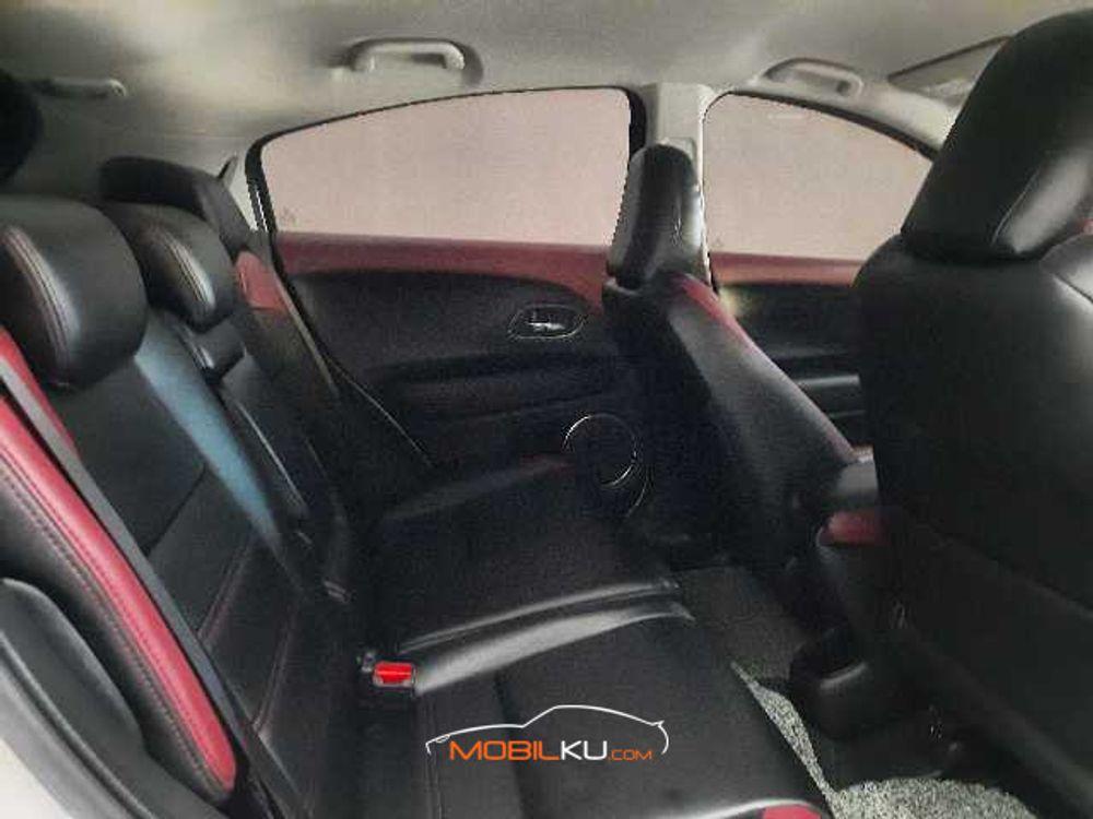 Mobil Honda HR-V 2019