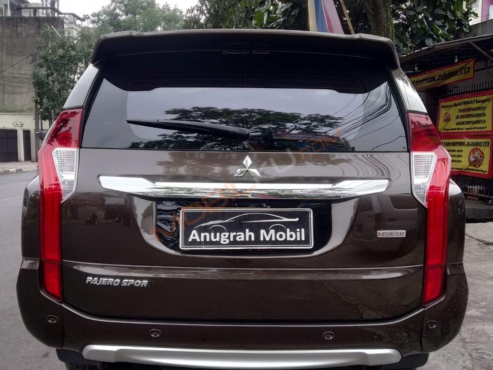 Mobil Mitsubishi Pajero Sport 2016
