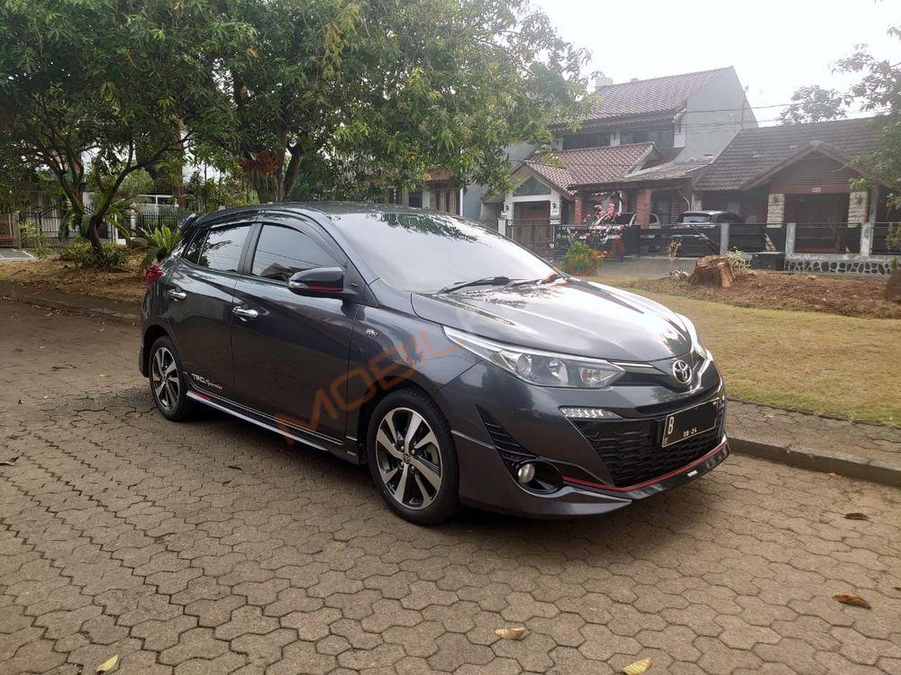 Mobil Toyota Yaris 2019