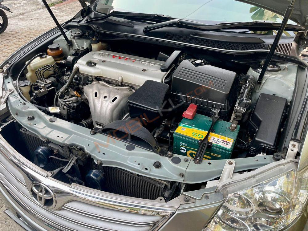 Mobil Toyota Camry 2007