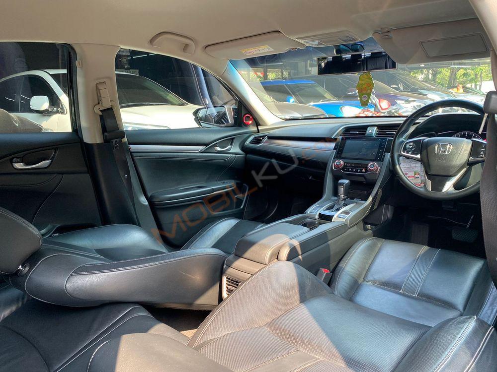 Mobil Honda Civic Sedan 2017