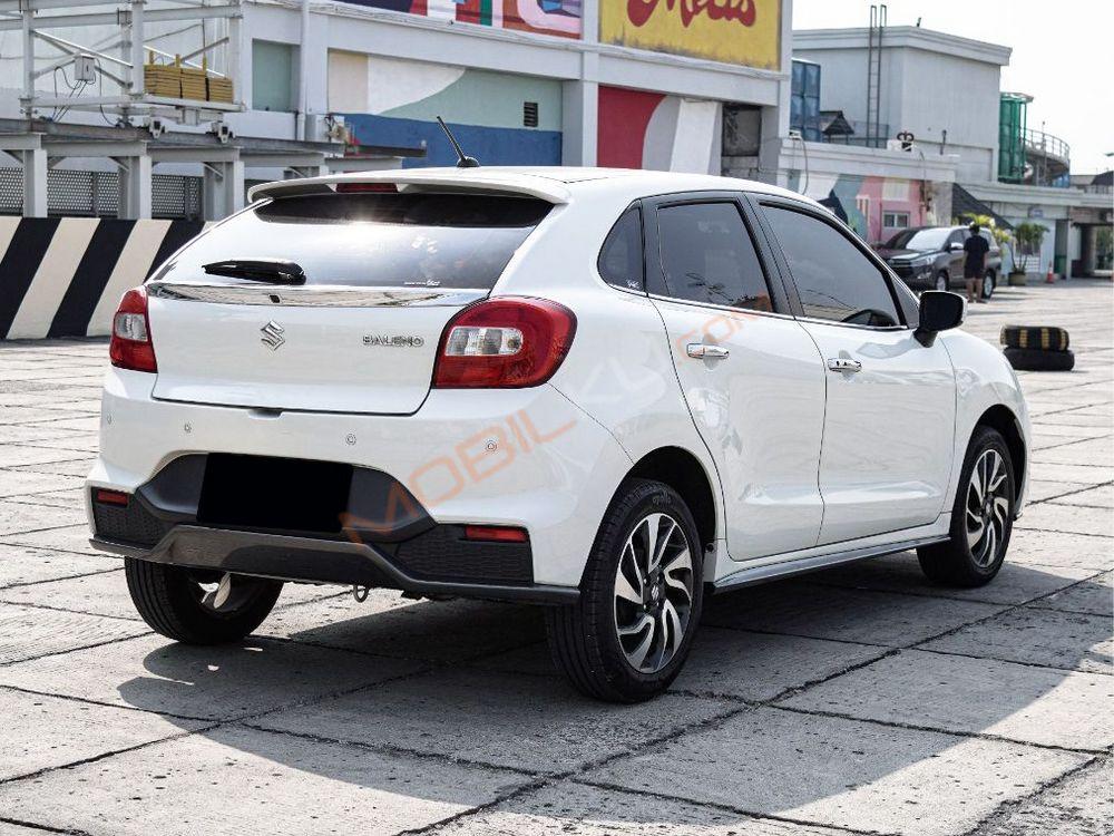 Mobil Suzuki Baleno 2019