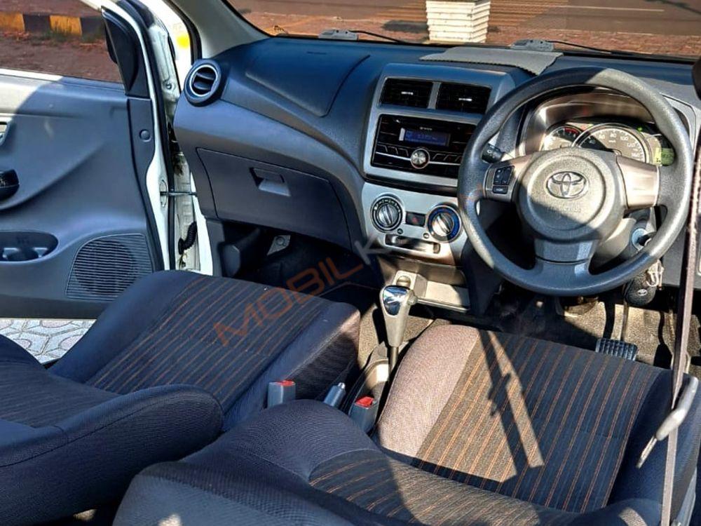 Mobil Toyota Agya 2019