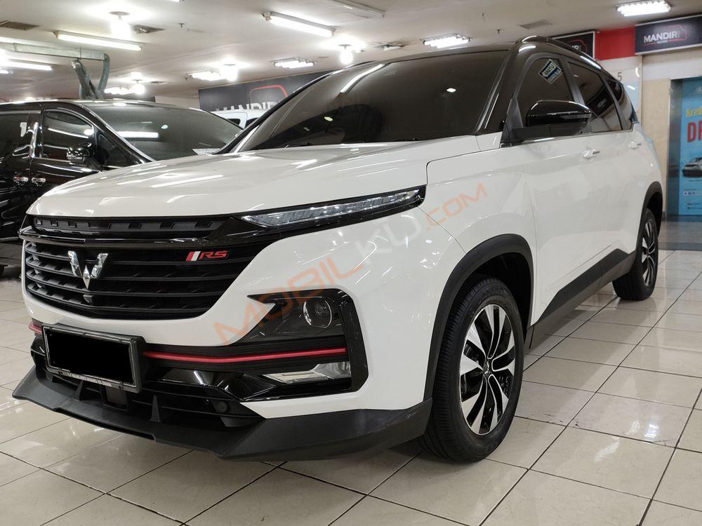 Mobil Wuling Almaz 2021