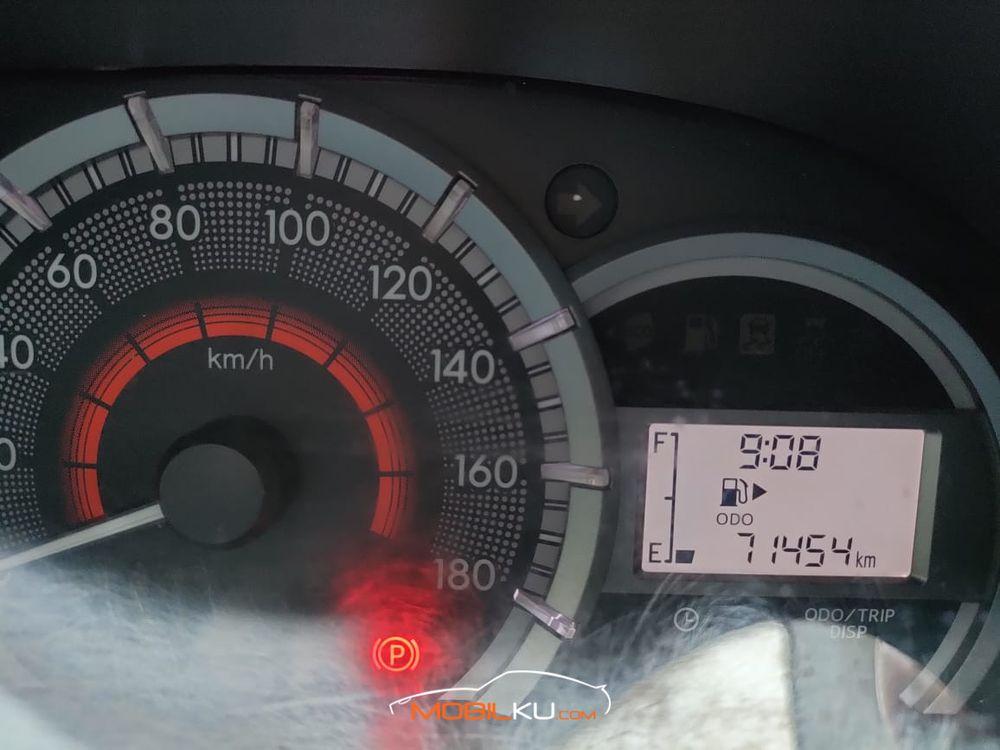 Mobil Daihatsu Xenia 2016