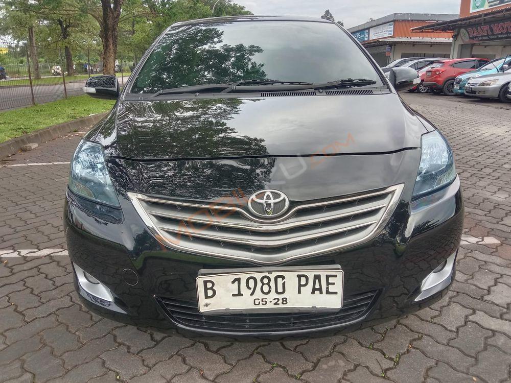 Mobil Toyota Vios 2013