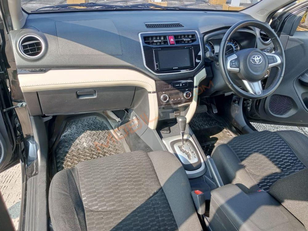 Mobil Toyota Rush 2018