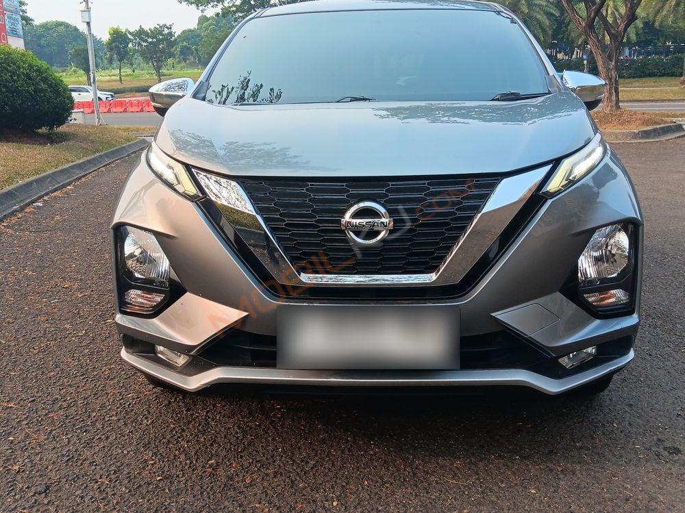 Mobil Nissan Livina 2019