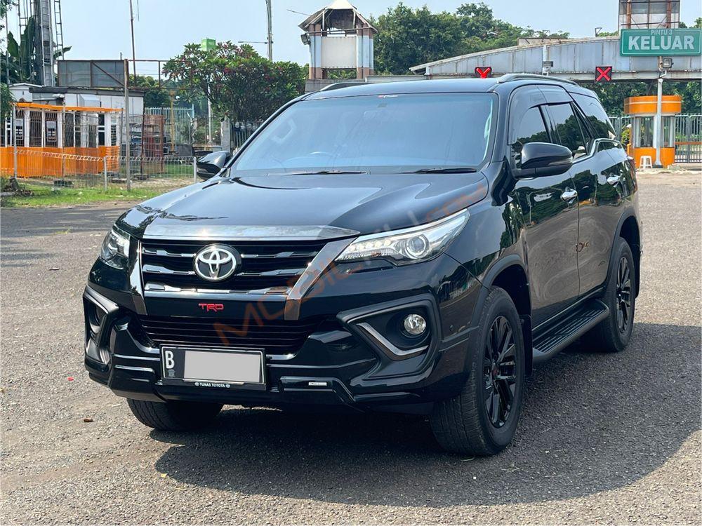 Mobil Toyota Fortuner 2020