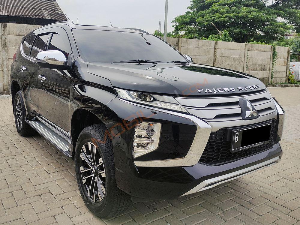 Mobil Mitsubishi Pajero Sport 2022