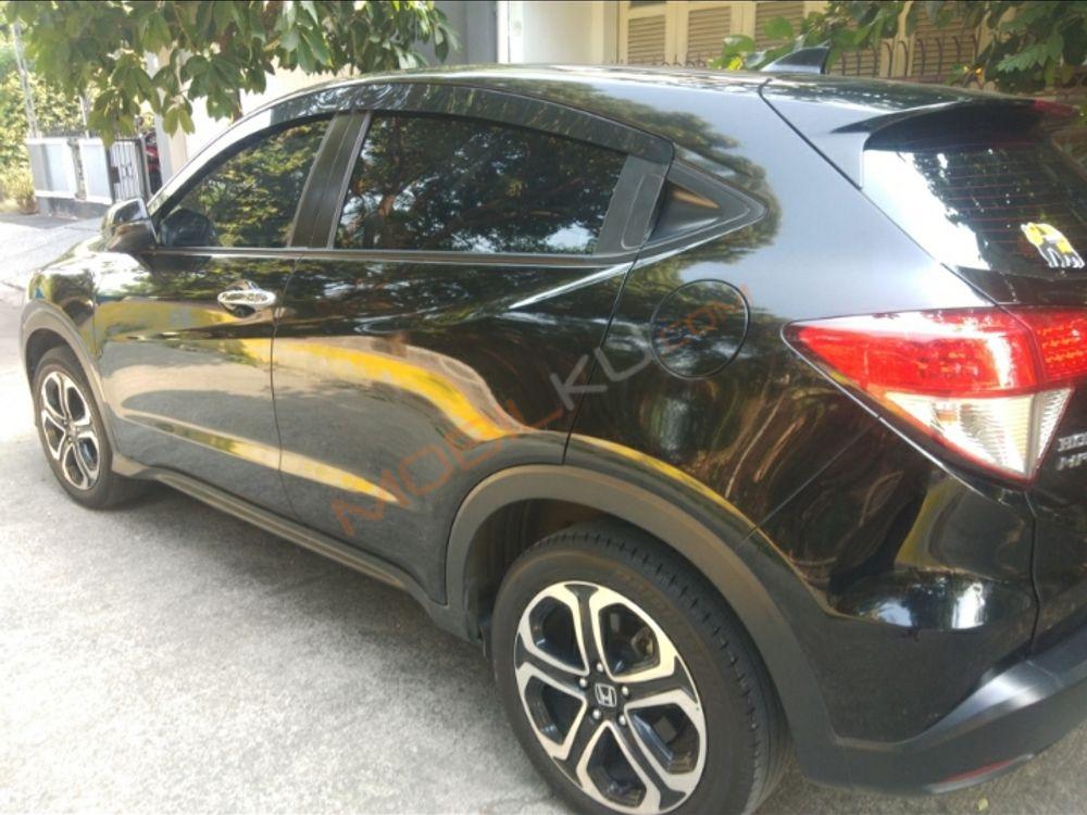 Mobil Honda HR-V 2020