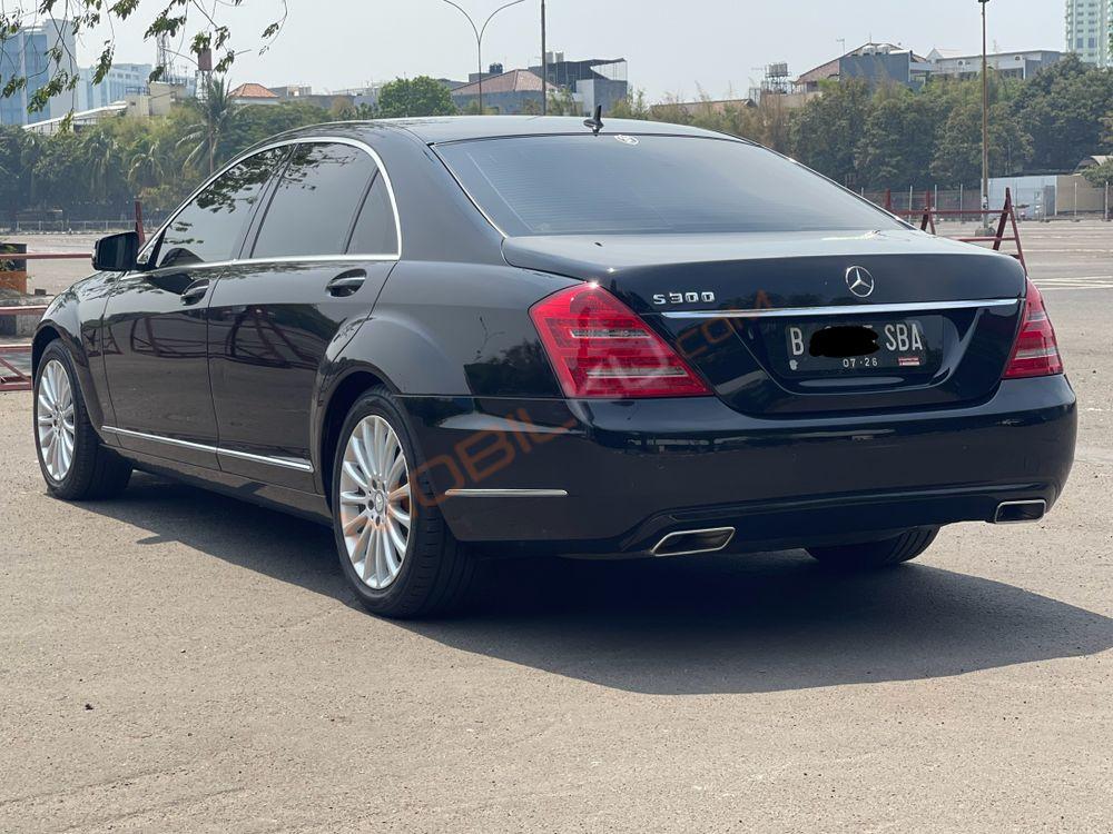 Mobil Mercedes-Benz S-Class 2011