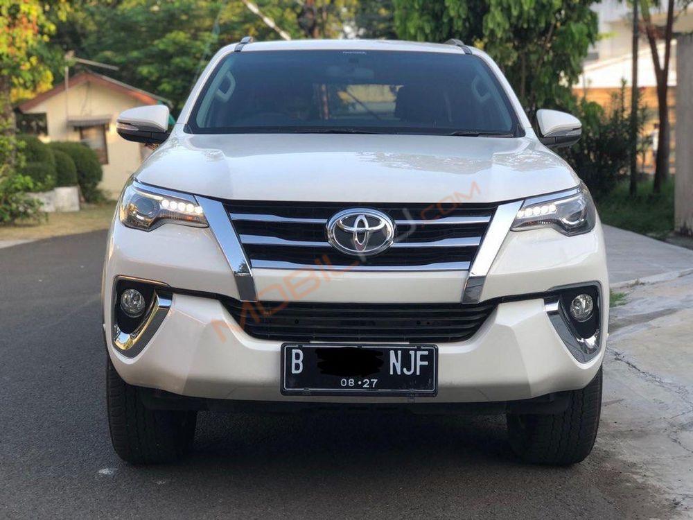 Mobil Toyota Fortuner 2017