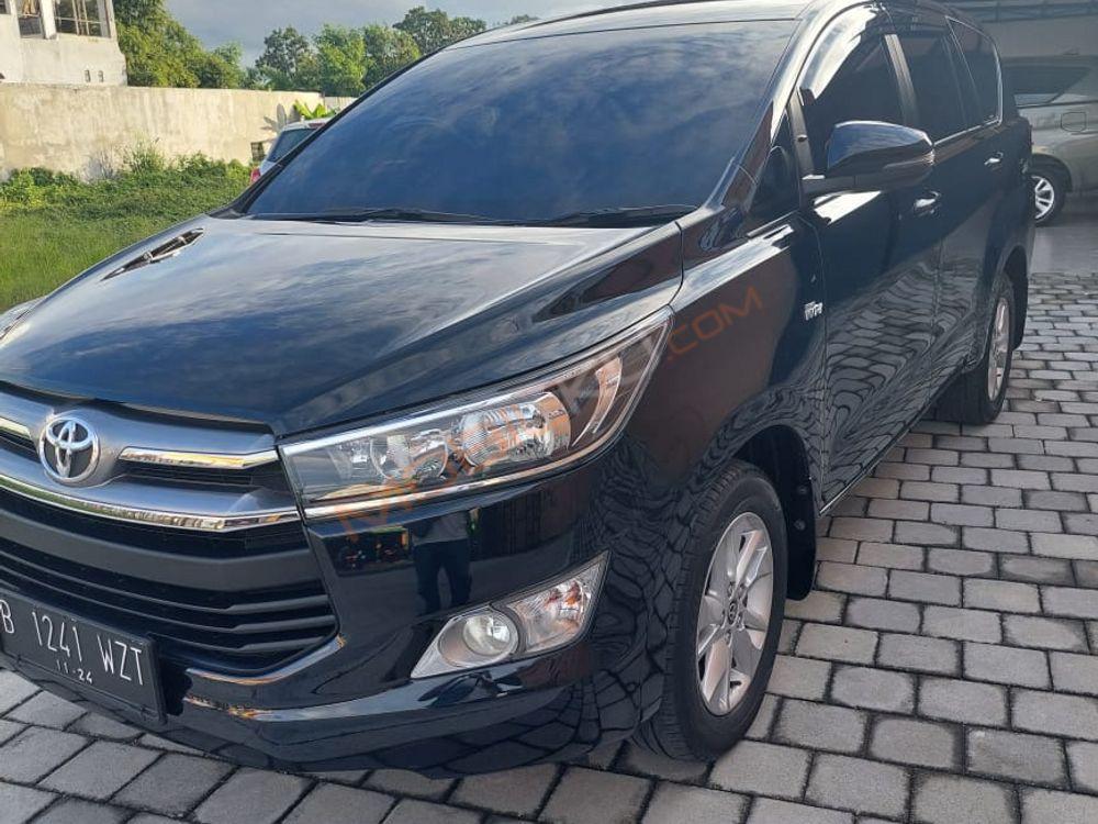 Mobil Toyota Kijang Innova 2019