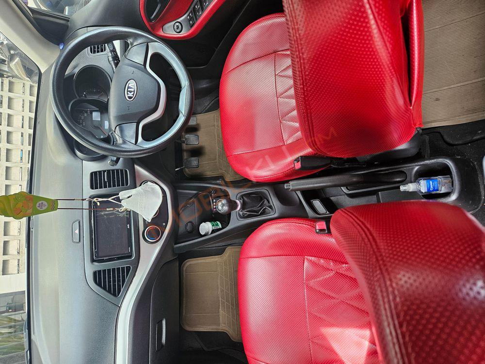 Mobil Kia Picanto 2011