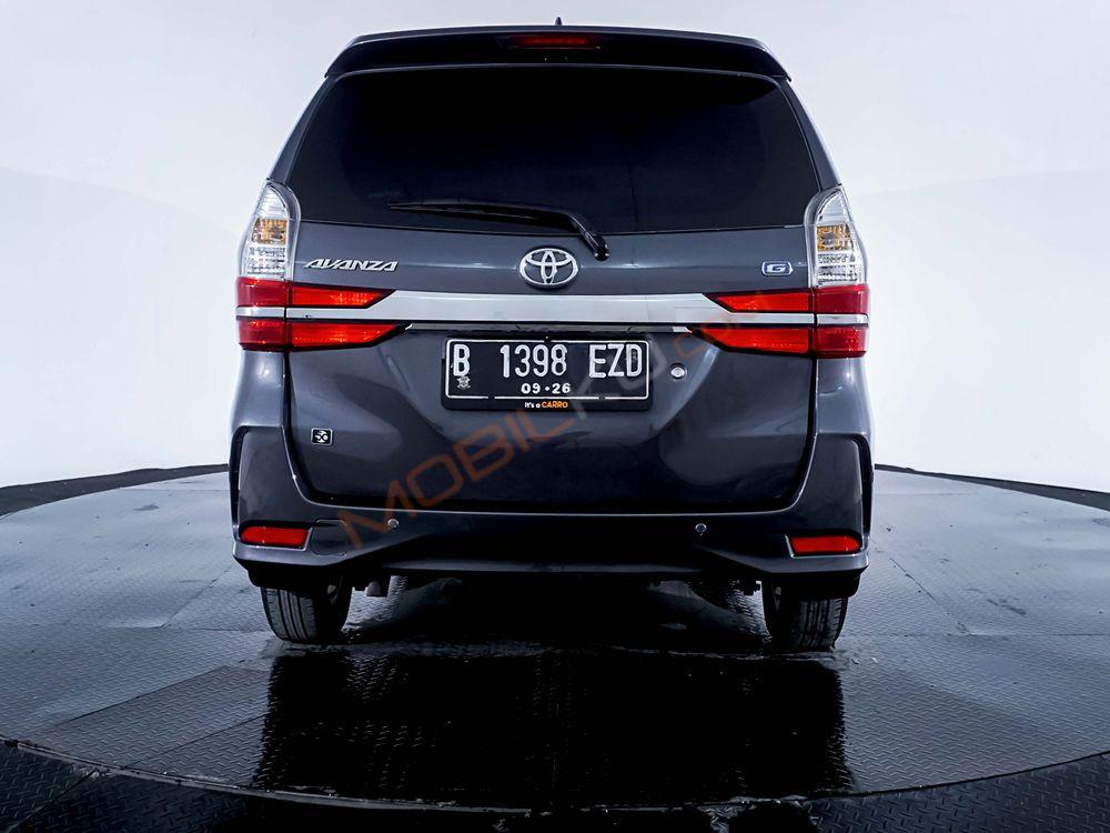 Mobil Toyota Avanza 2021