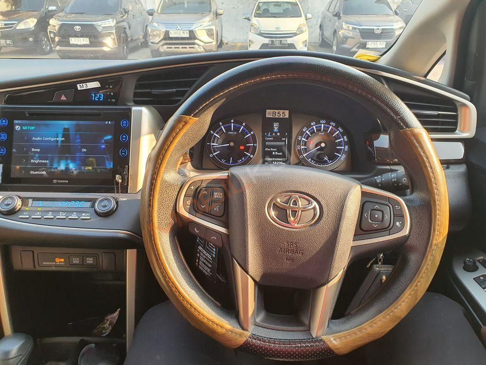 Mobil Toyota Kijang Innova 2018