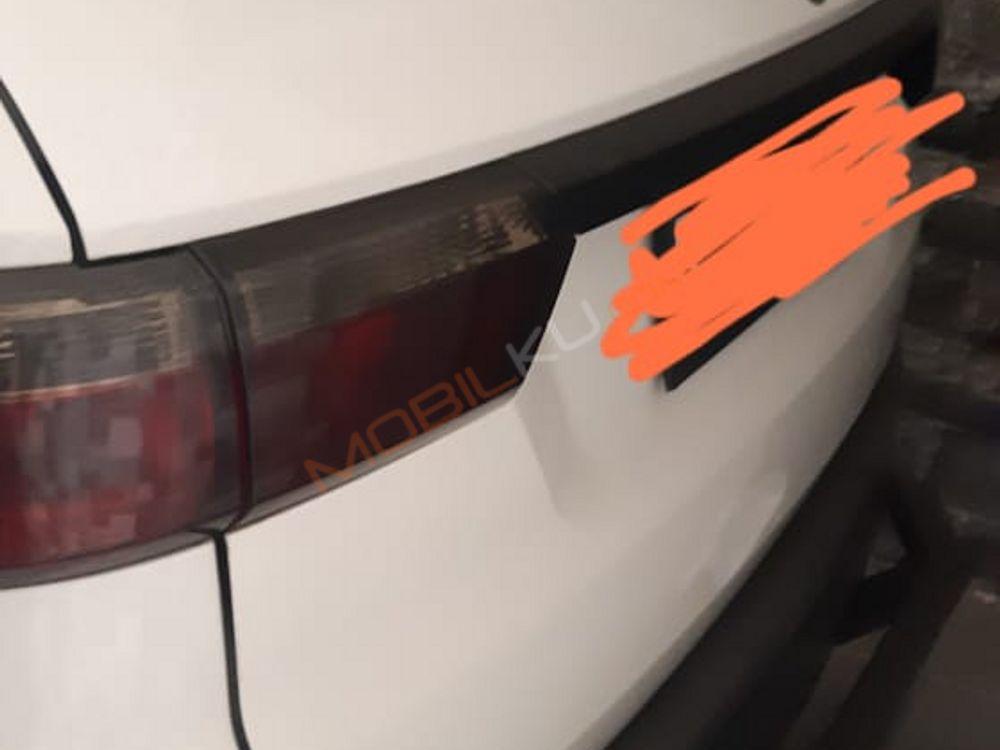 Mobil DFSK Glory 560 2021