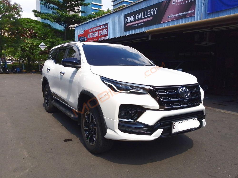 Mobil Toyota Fortuner 2020