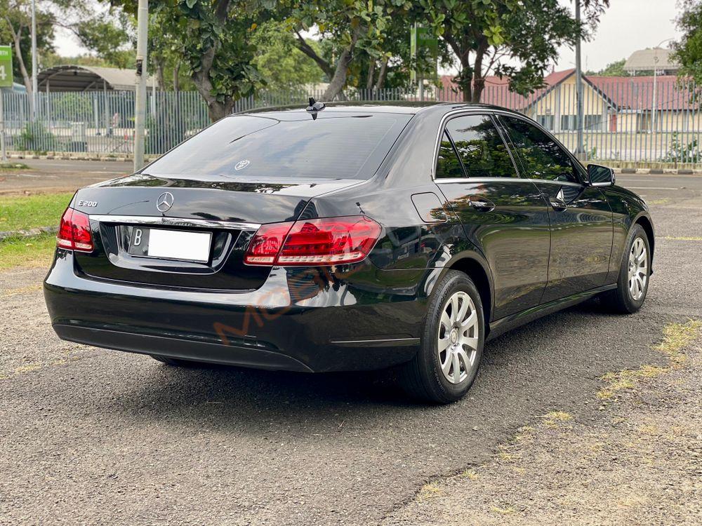 Mobil Mercedes-Benz E-Class 2016