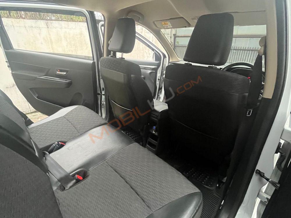 Mobil Suzuki Grand Vitara 2022