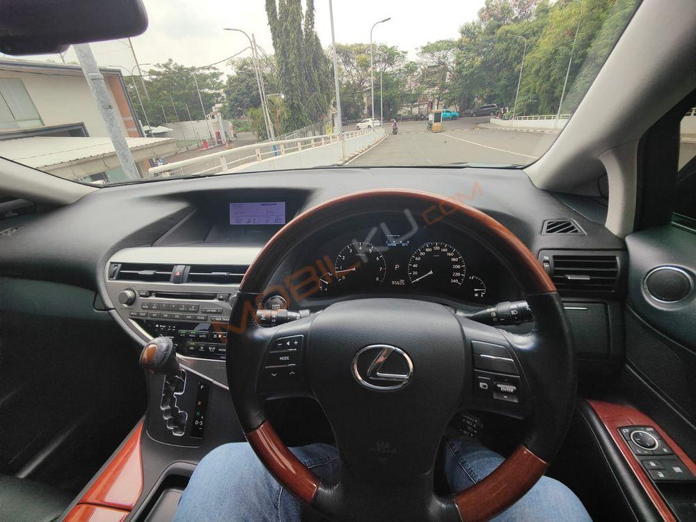 Mobil Lexus RX 2011