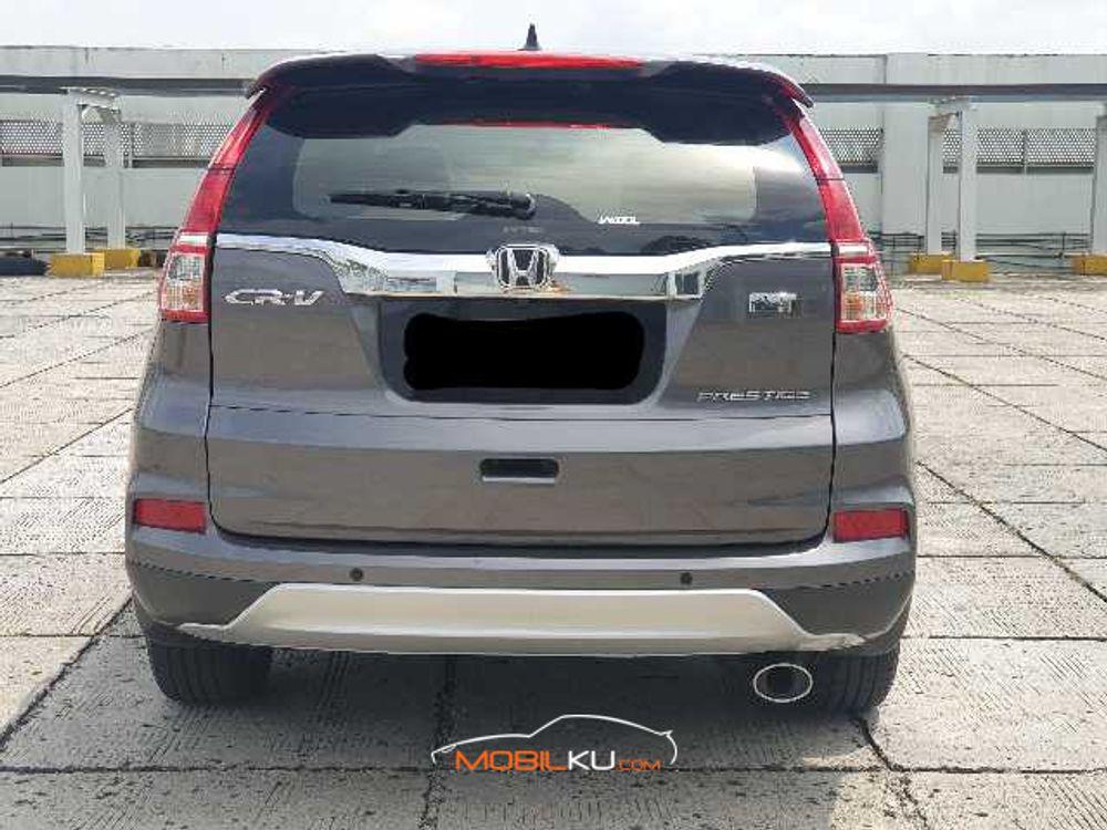 Mobil Honda CR-V 2017