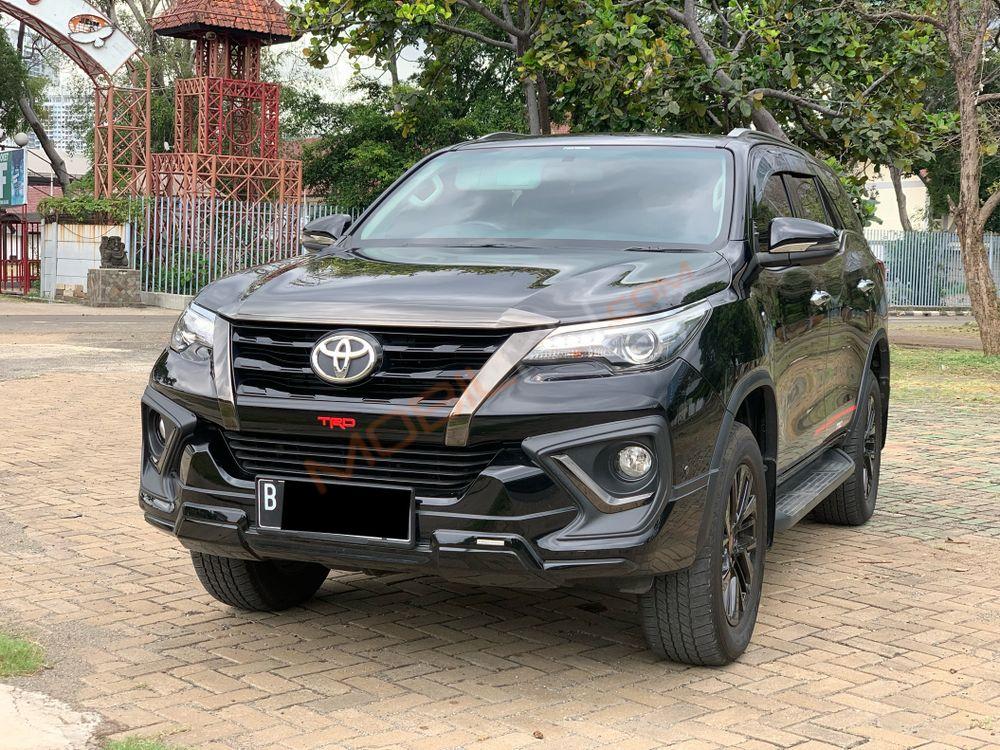 Mobil Toyota Fortuner 2019