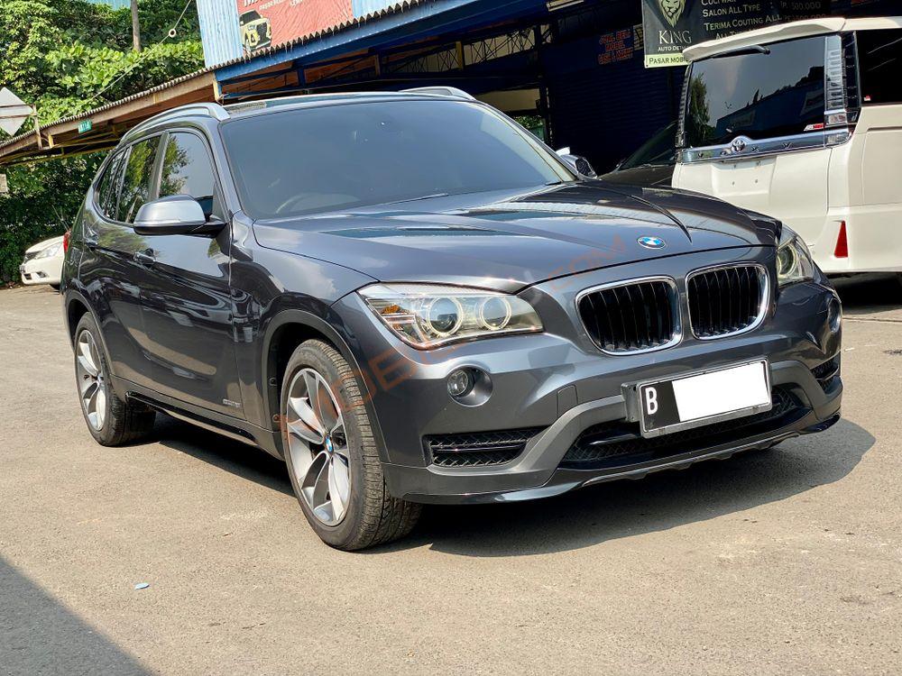 Mobil BMW X1 2015