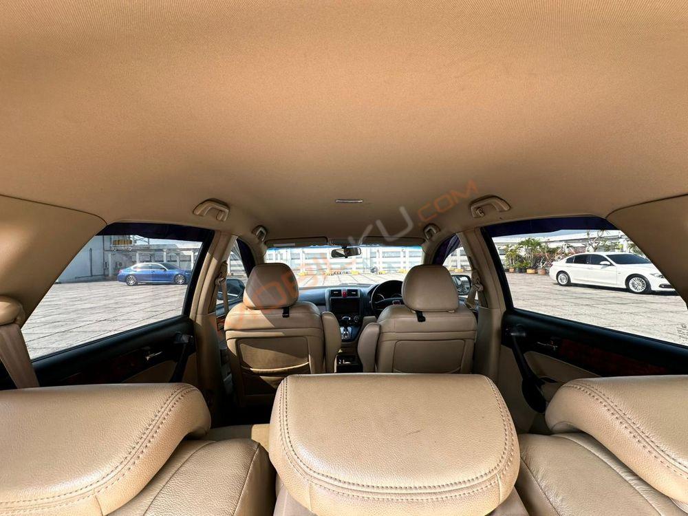 Mobil Honda CR-V 2010