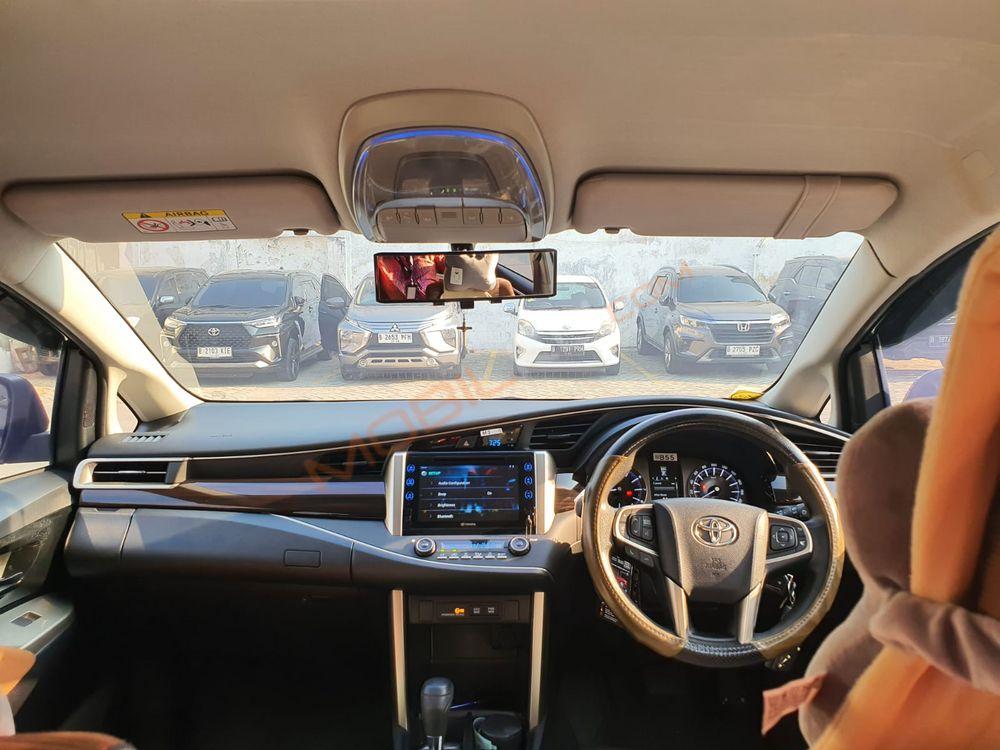 Mobil Toyota Kijang Innova 2018