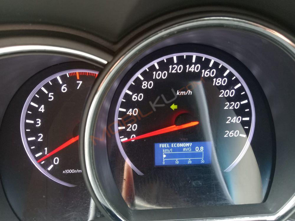 Mobil Nissan Murano 2012