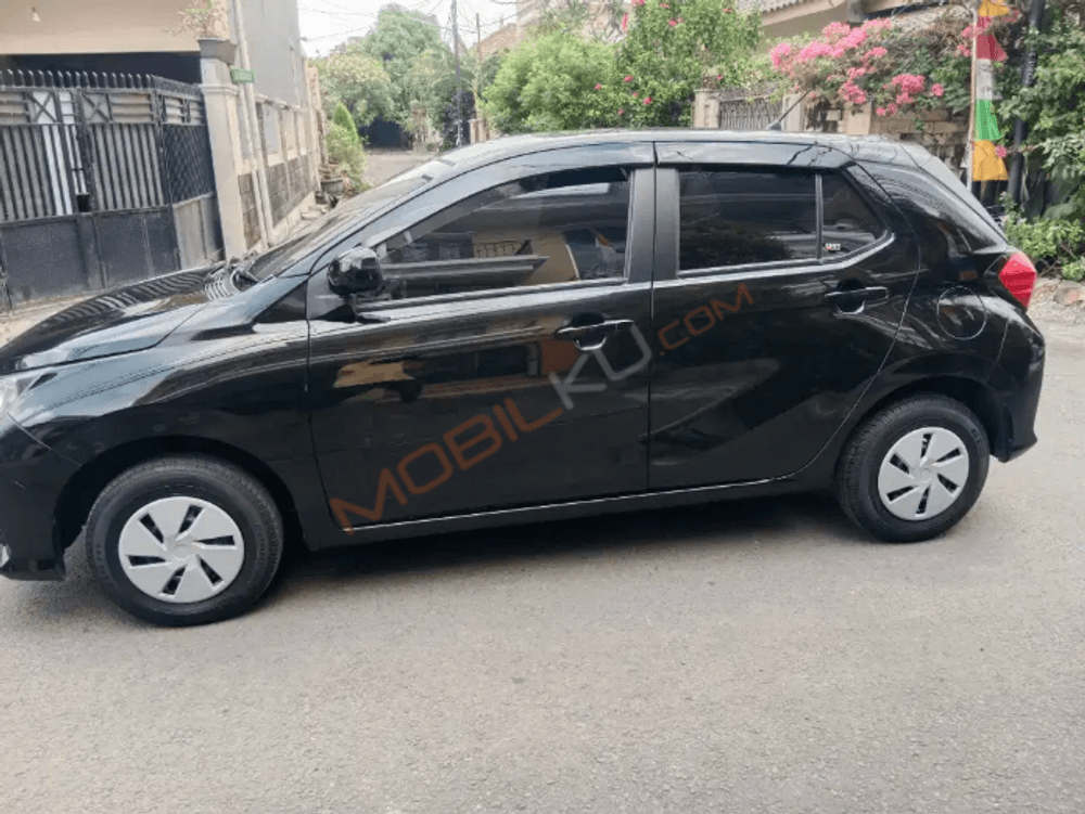 Mobil Daihatsu Ayla 2024