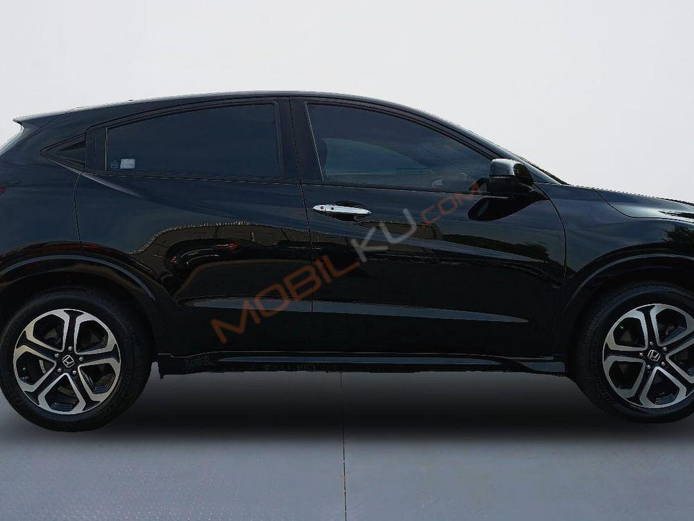 Mobil Honda HR-V 2016