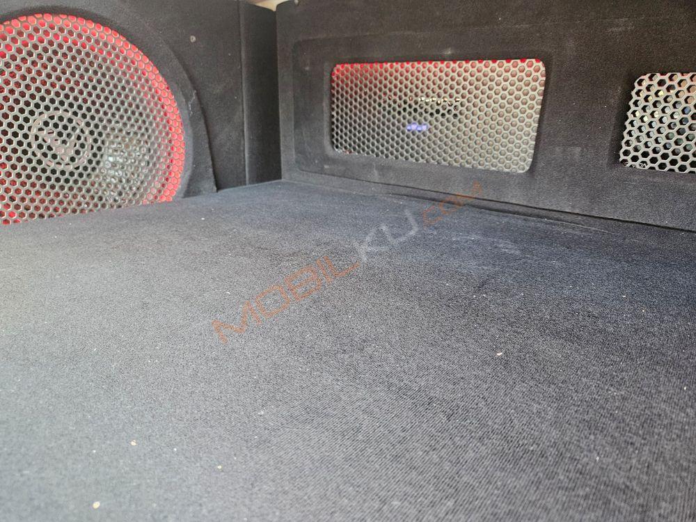 Mobil Subaru BRZ 2013